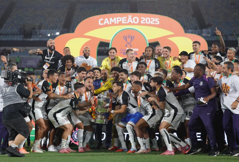 Corinthians vence Vasco e conquista seu quarto título da Copa do Brasil ...