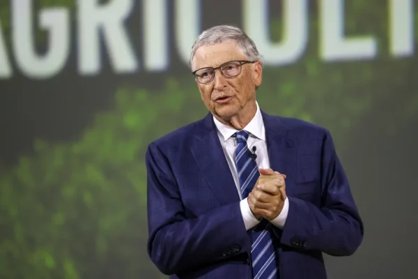Bill Gates defende a existência de empregos 'reservados aos humanos' diante do avanço da IA — Foto: Bloomberg