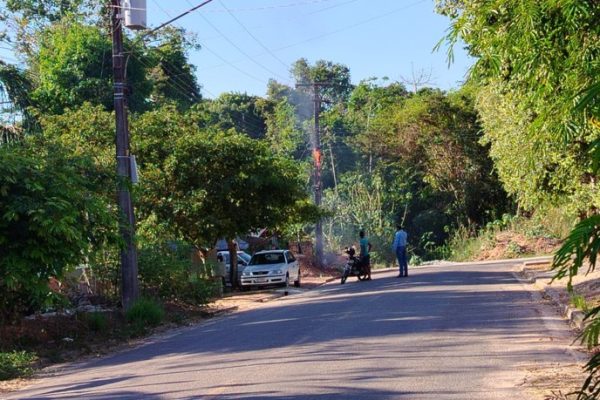 fogo em poste